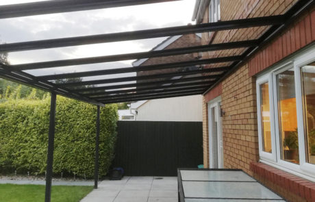 Veranda: Nelson Caerphilly, Wales - Simplicity 6 Installation
