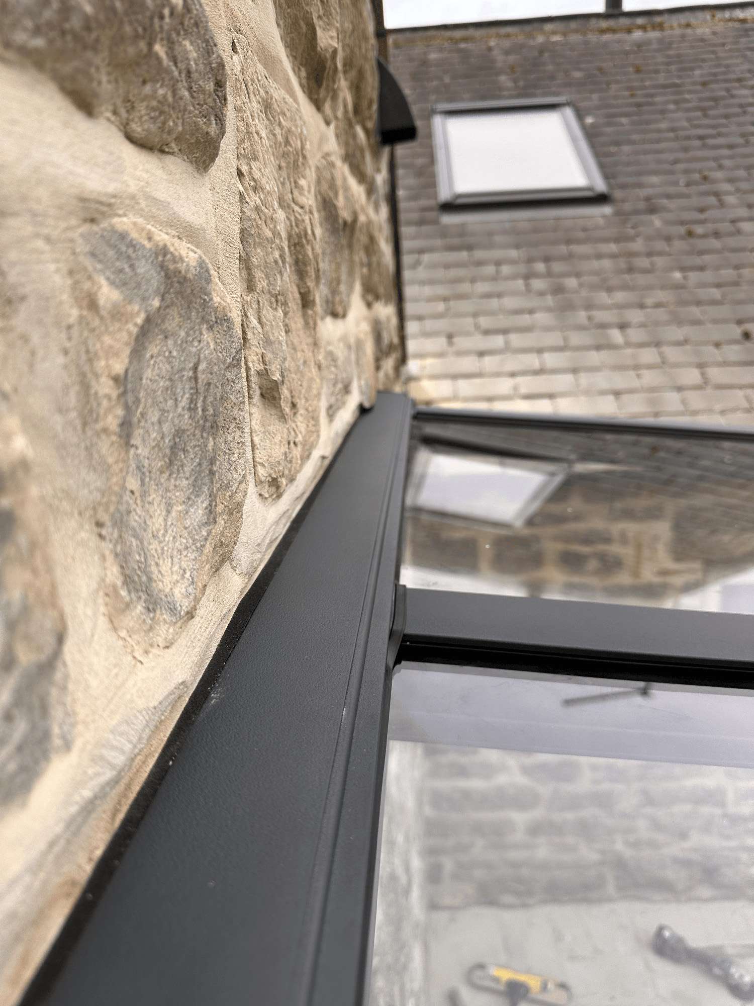 Simplicity-6-Contemporary-Gutter-Glass-Canopy-Anthracite-Grey-004